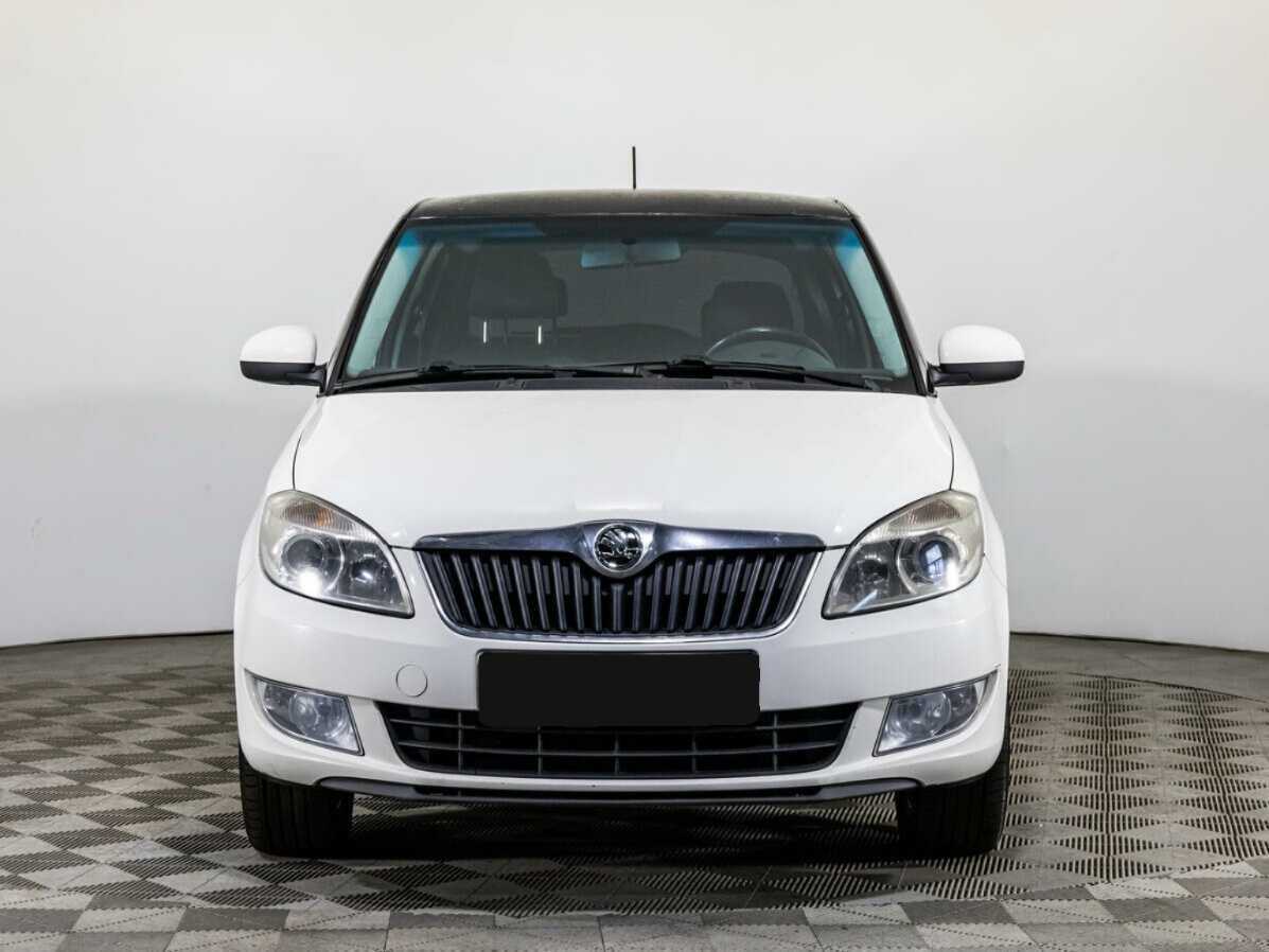 Skoda Fabia, 2013 - фото №2