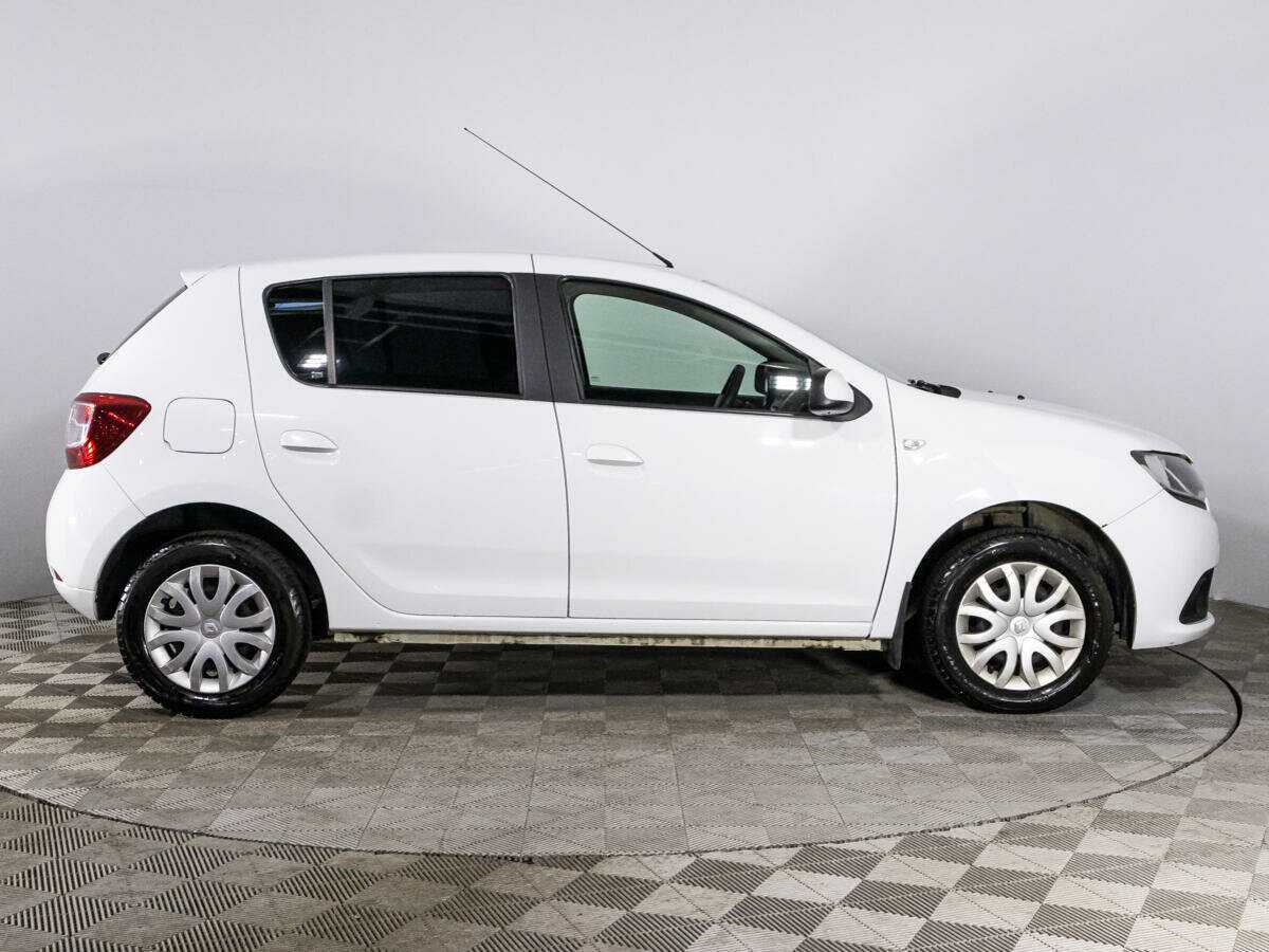 Renault Sandero, 2018 - фото №4