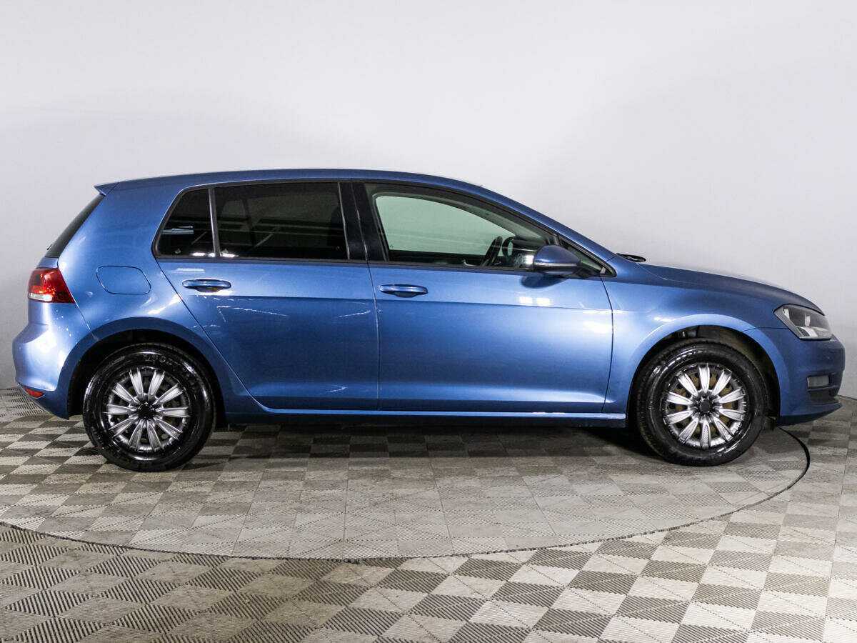 Volkswagen Golf, 2013 - фото №4