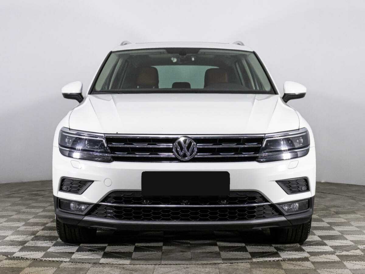 Volkswagen Tiguan, 2017 - фото №2