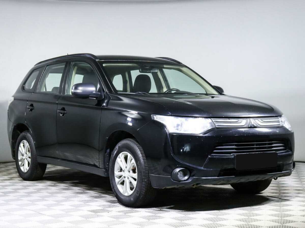 Mitsubishi Outlander, 2013 - фото №3
