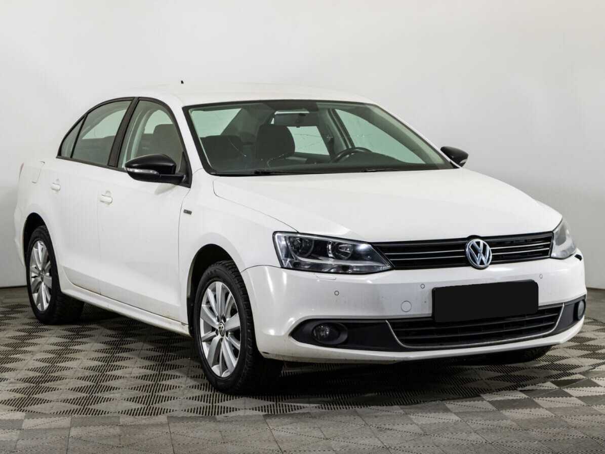 Volkswagen Jetta, 2013 - фото №3