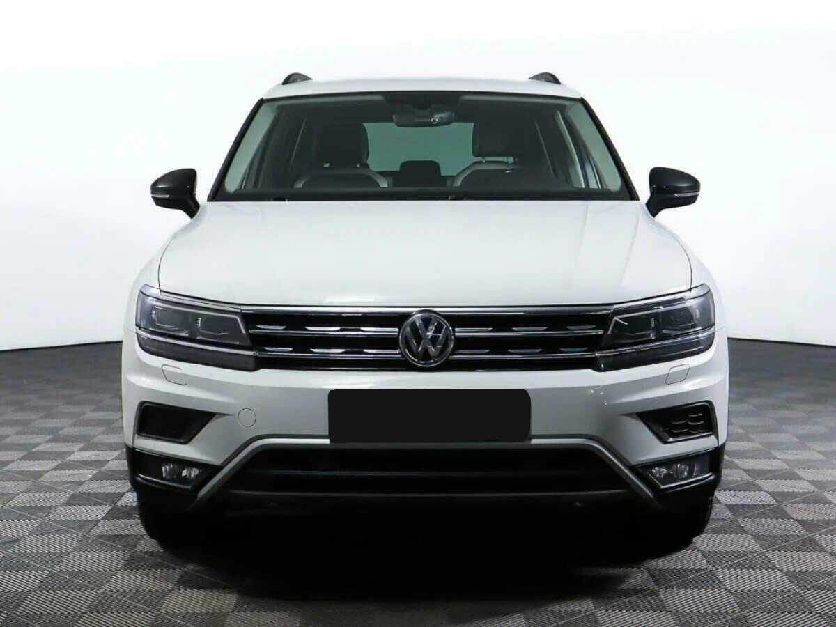 Volkswagen Tiguan, 2018 - фото №2