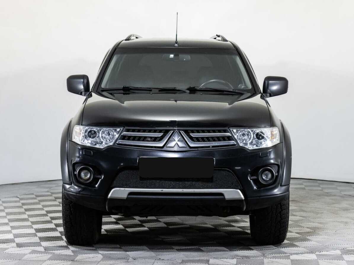 Mitsubishi Pajero Sport, 2014 - фото №2