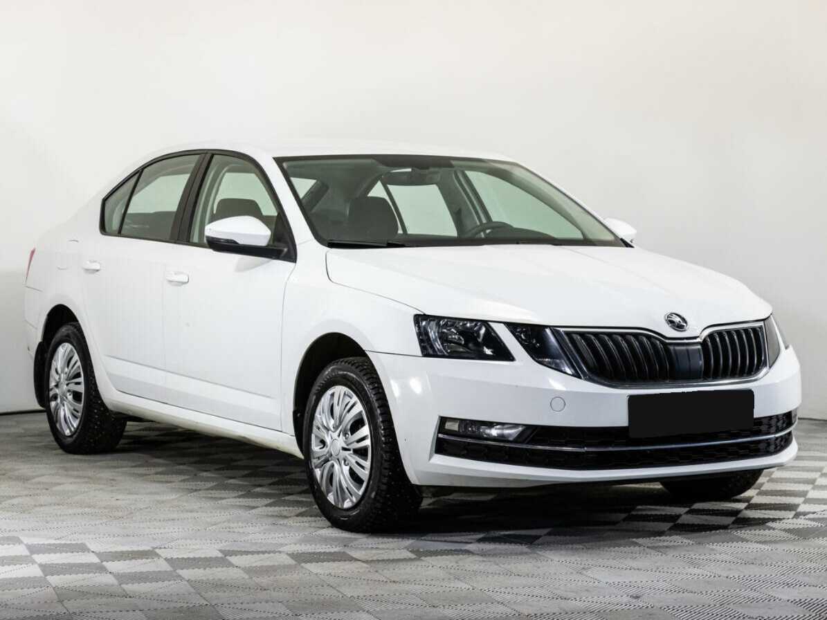 Skoda Octavia, 2018 - фото №3