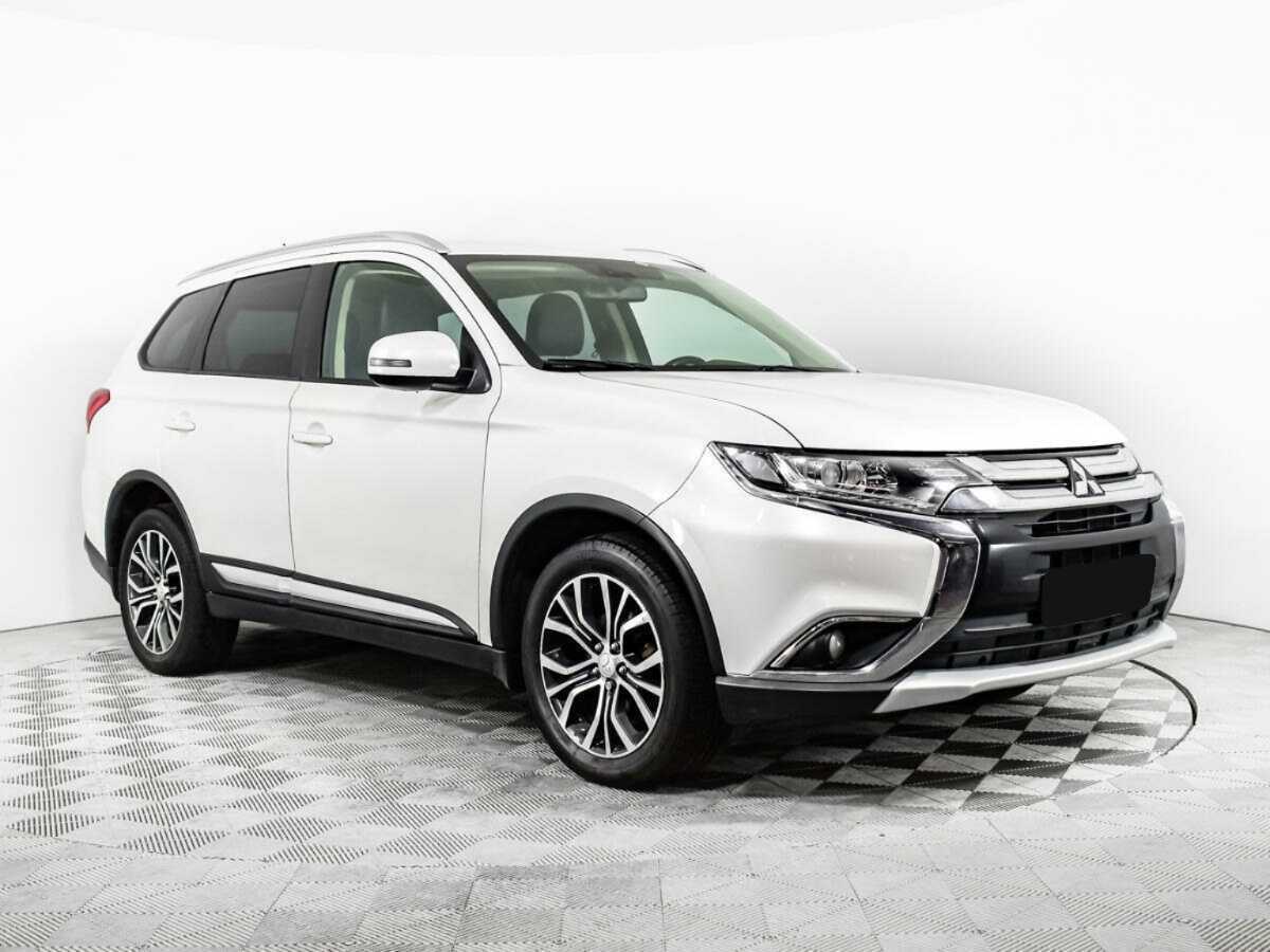 Mitsubishi Outlander, 2015 - фото №3