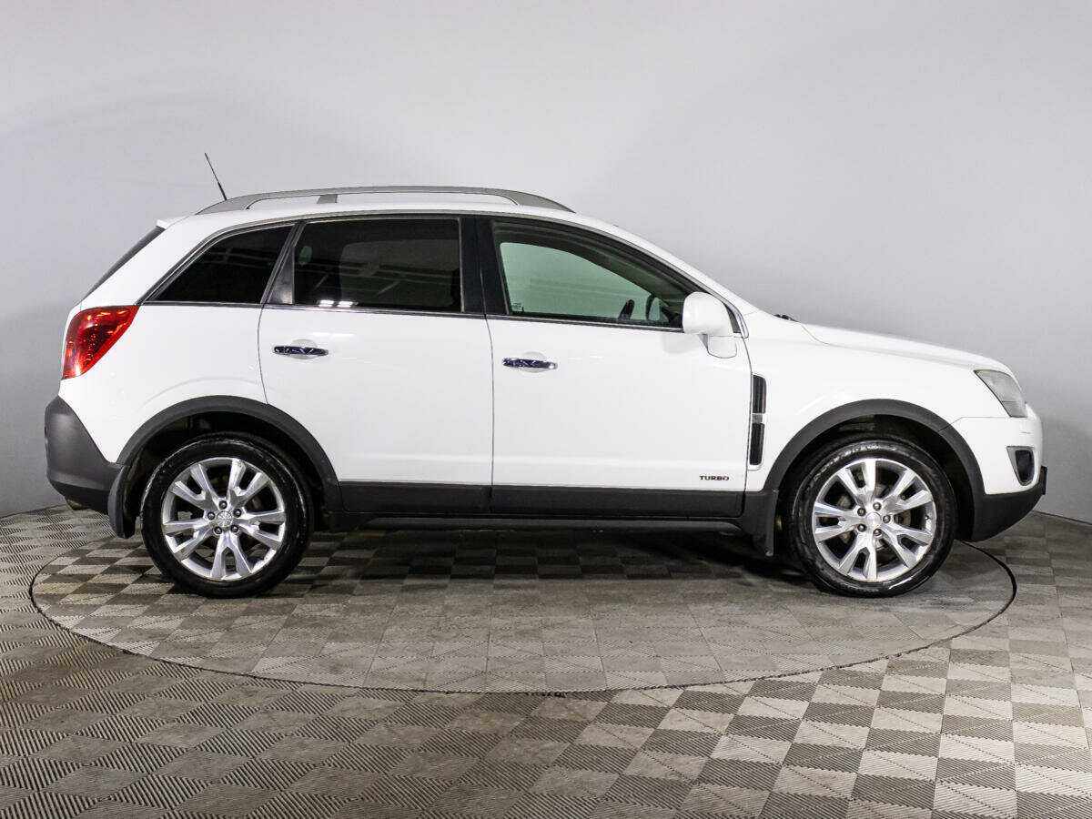 Opel Antara, 2012 - фото №4