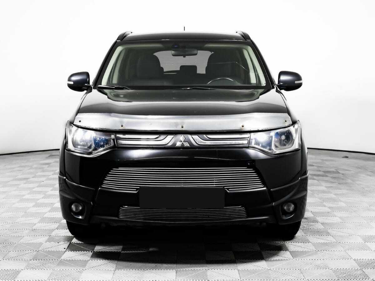 Mitsubishi Outlander, 2013 - фото №2