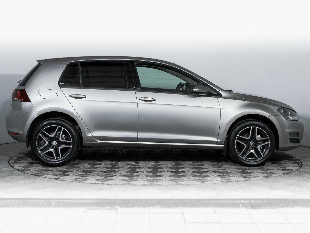 Volkswagen Golf, 2013 - фото №4