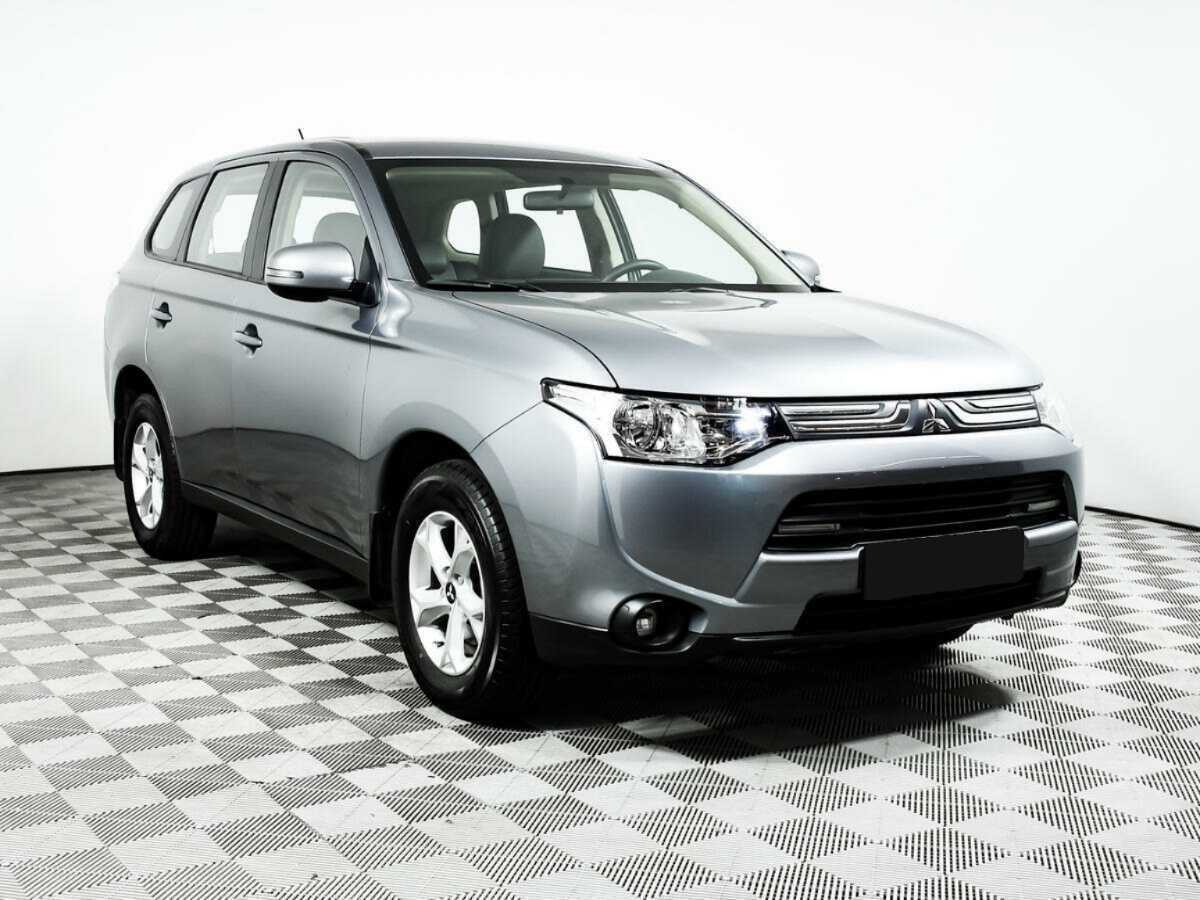 Mitsubishi Outlander, 2013 - фото №3