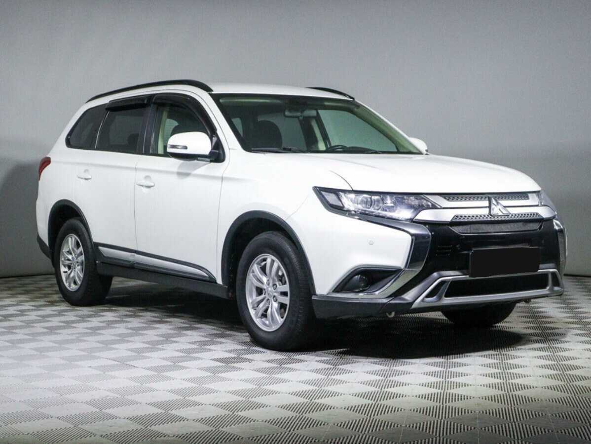 Mitsubishi Outlander, 2019 - фото №3
