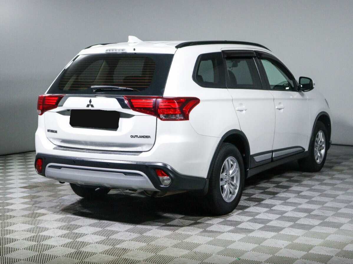 Mitsubishi Outlander, 2019 - фото №4
