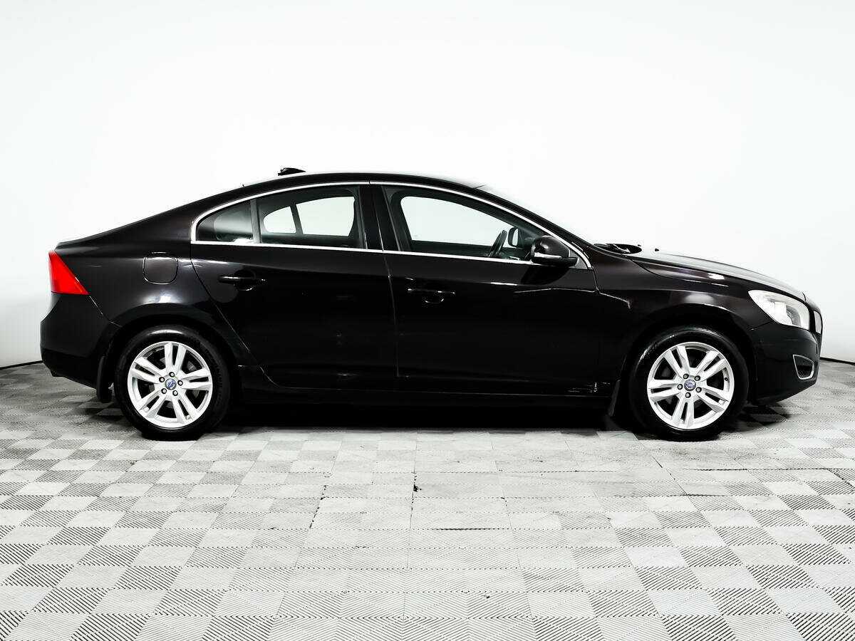 Volvo S60, 2012 - фото №4