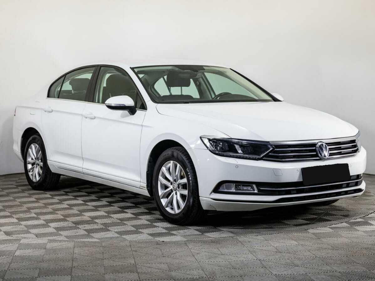 Volkswagen Passat, 2016 - фото №3