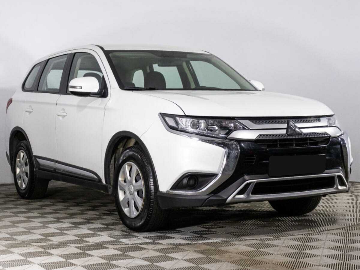Mitsubishi Outlander, 2020 - фото №3