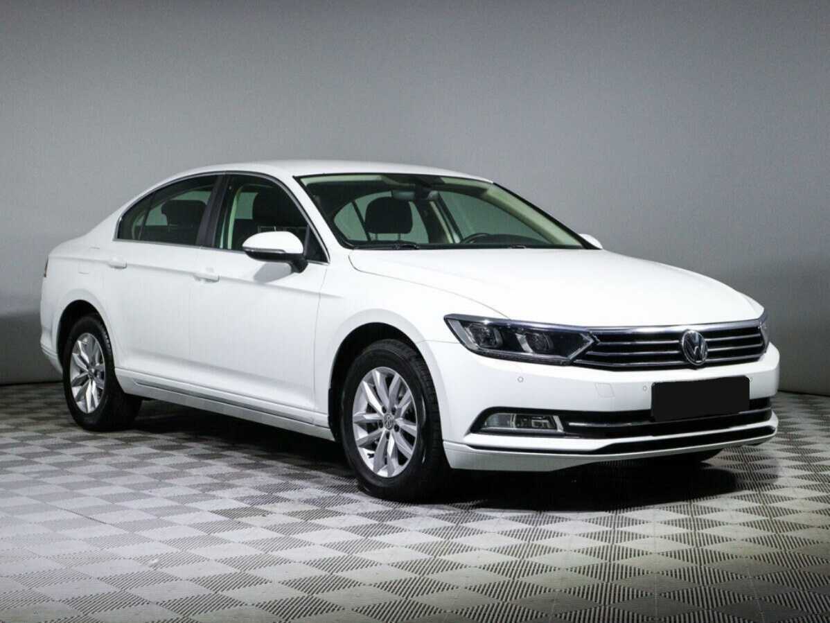 Volkswagen Passat, 2019 - фото №3