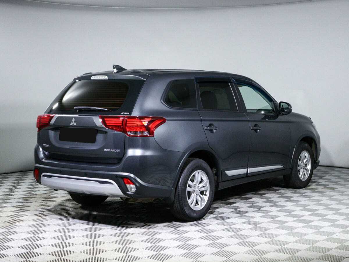 Mitsubishi Outlander, 2018 - фото №4