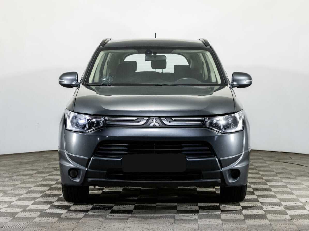Mitsubishi Outlander, 2014 - фото №2