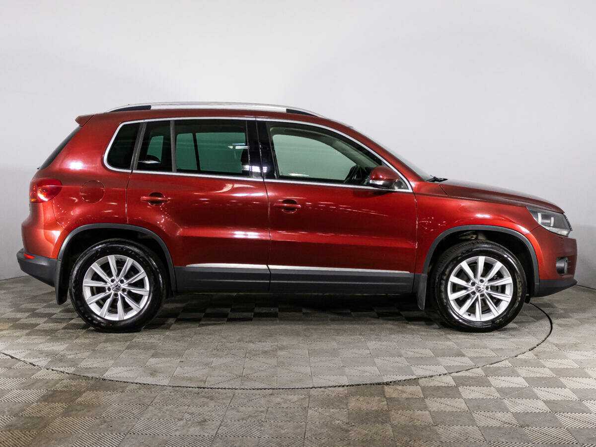 Volkswagen Tiguan, 2012 - фото №4