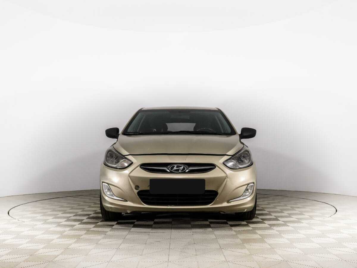 Hyundai Solaris, 2013 - фото №2