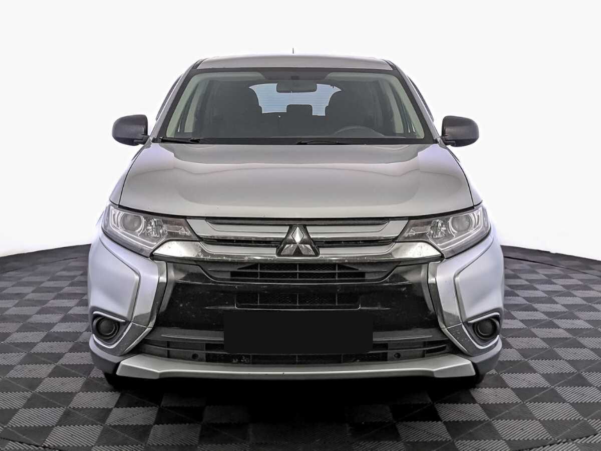 Mitsubishi Outlander, 2015 - фото №2