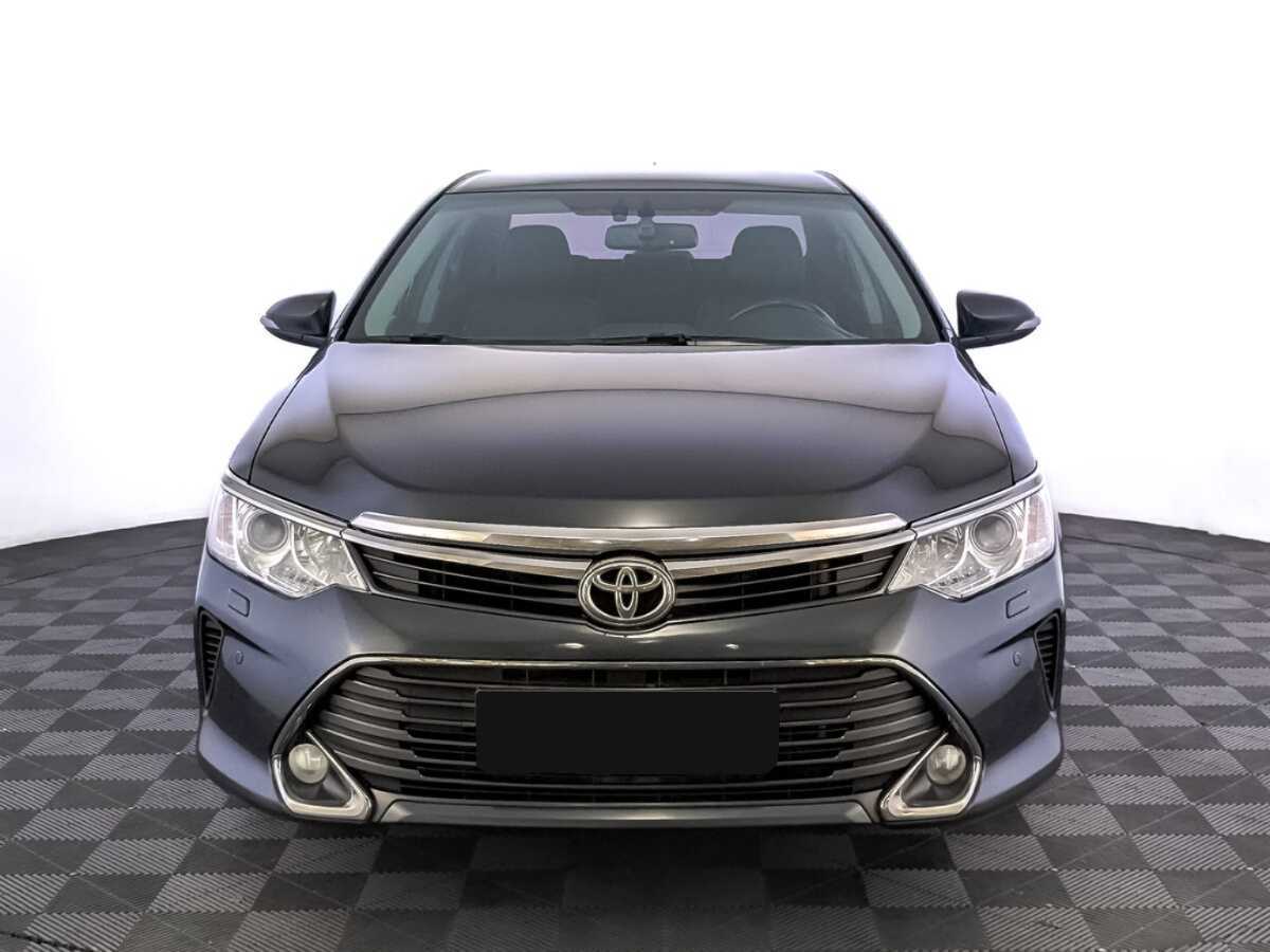 Toyota Camry, 2016 - фото №2