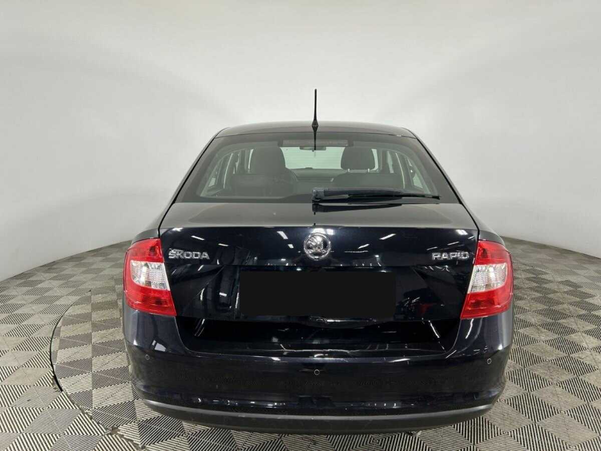 Skoda Rapid, 2014 - фото №3