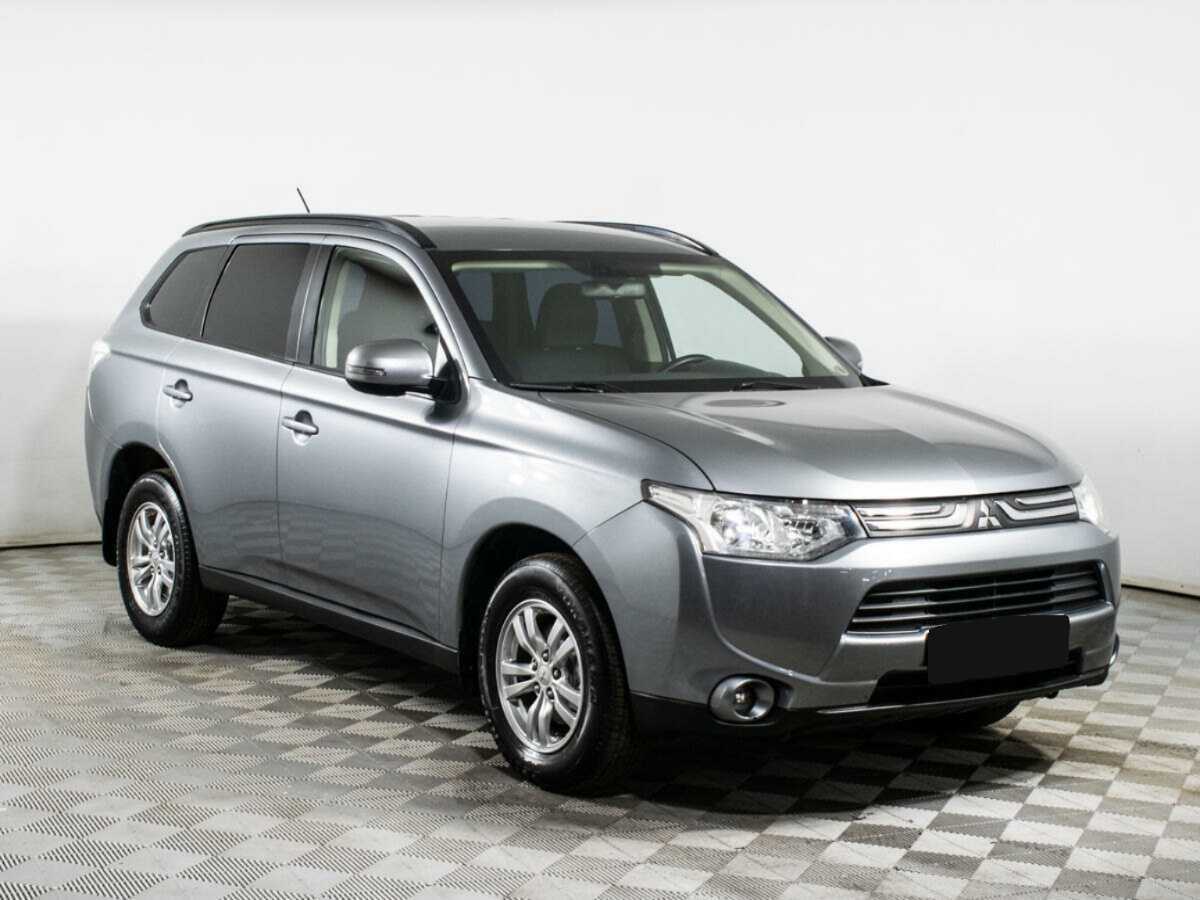 Mitsubishi Outlander, 2012 - фото №3