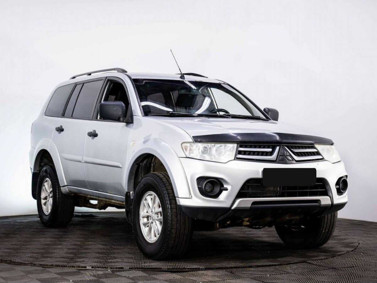 Mitsubishi Pajero Sport, 2014 - фото №3