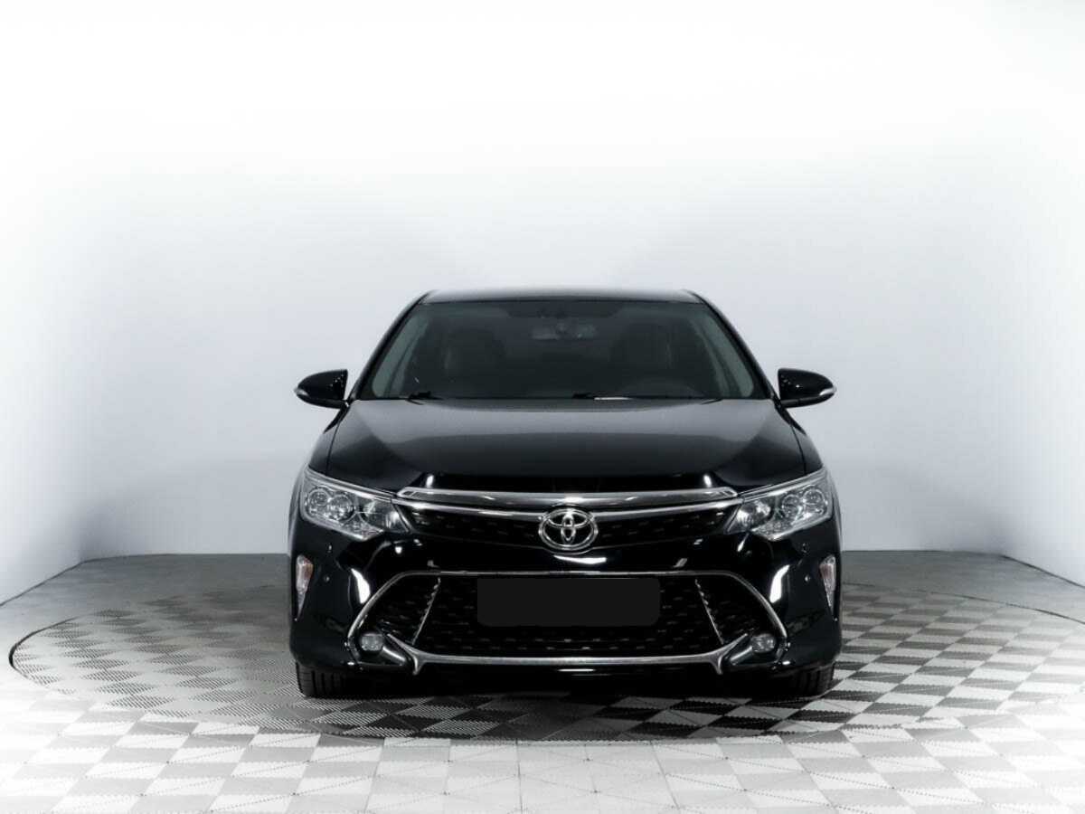 Toyota Camry, 2017 - фото №2