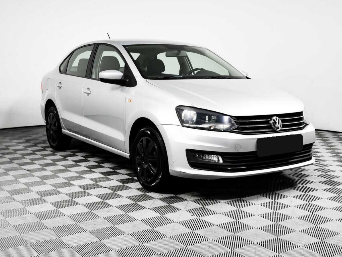 Volkswagen Polo, 2018 - фото №3