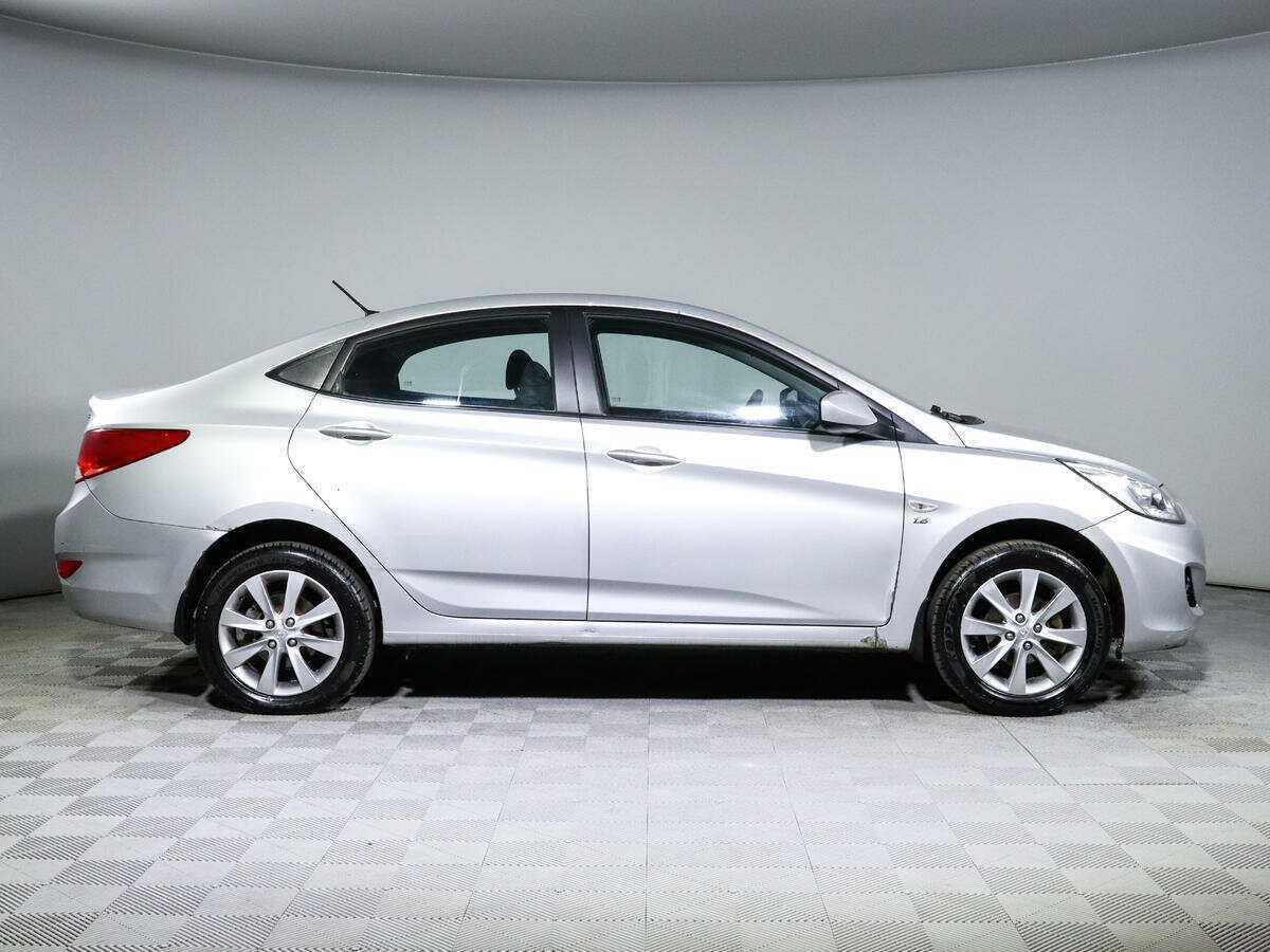 Hyundai Solaris, 2013 - фото №4