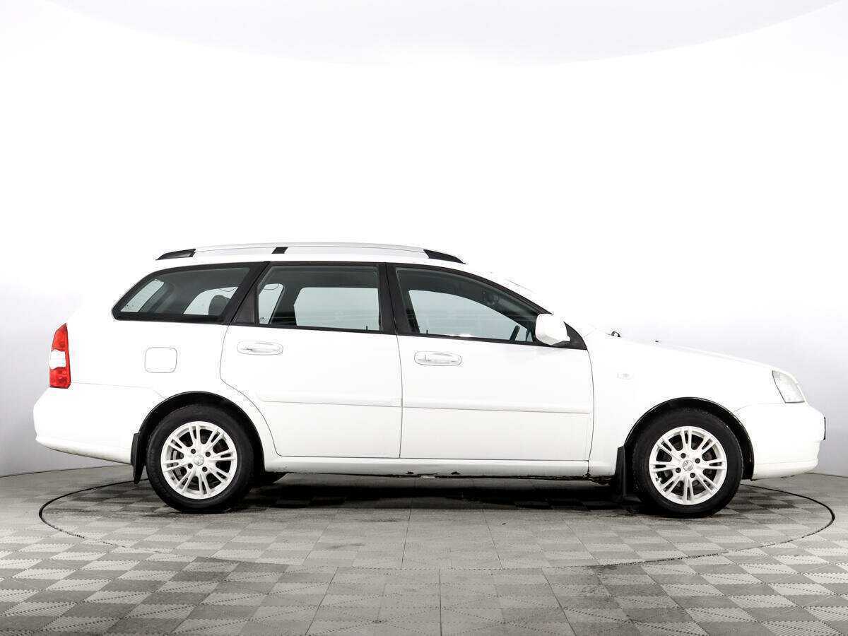 Chevrolet Lacetti, 2012 - фото №4