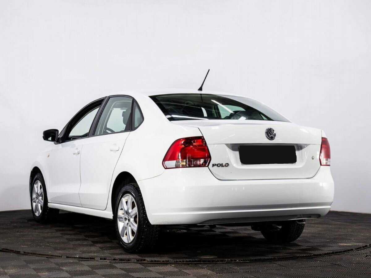 Volkswagen Polo, 2014 - фото №4