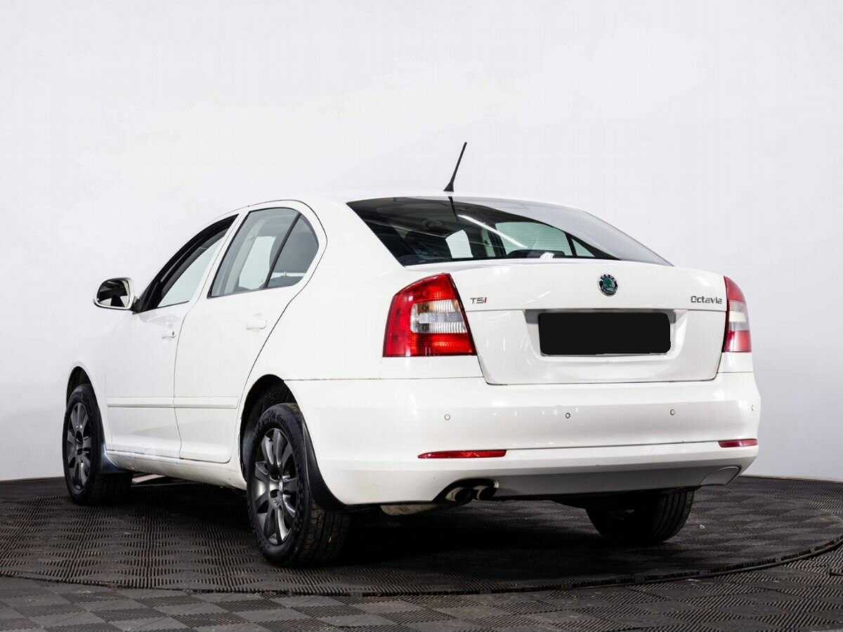 Skoda Octavia, 2012 - фото №4