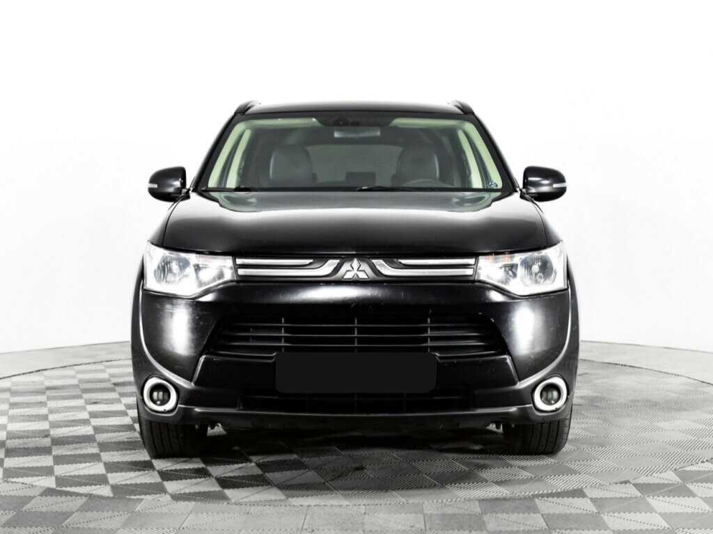 Mitsubishi Outlander, 2012 - фото №2