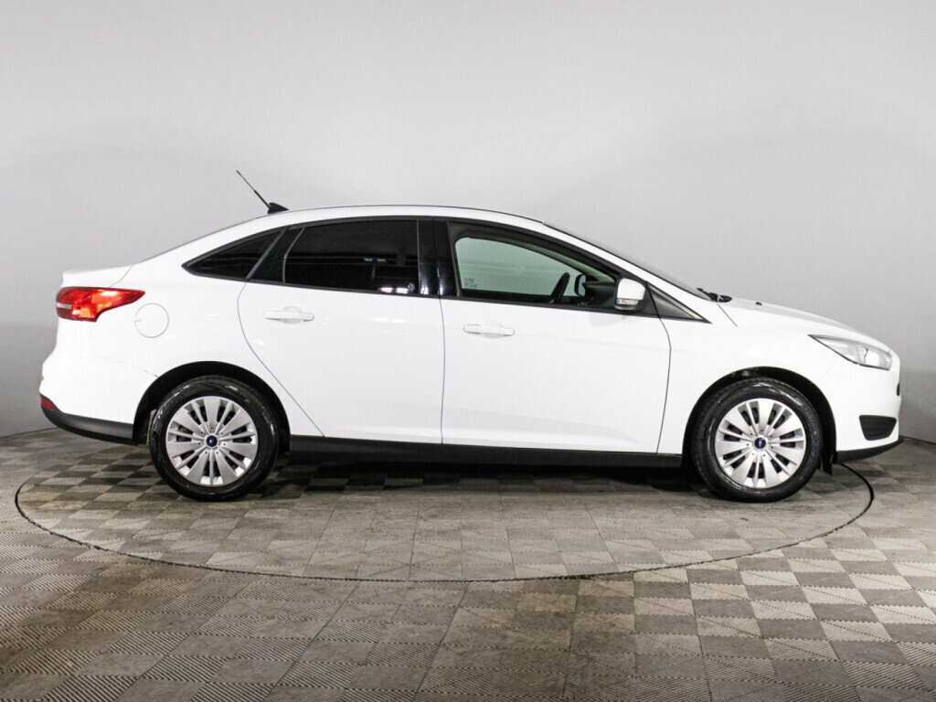 Ford Focus, 2018 - фото №4