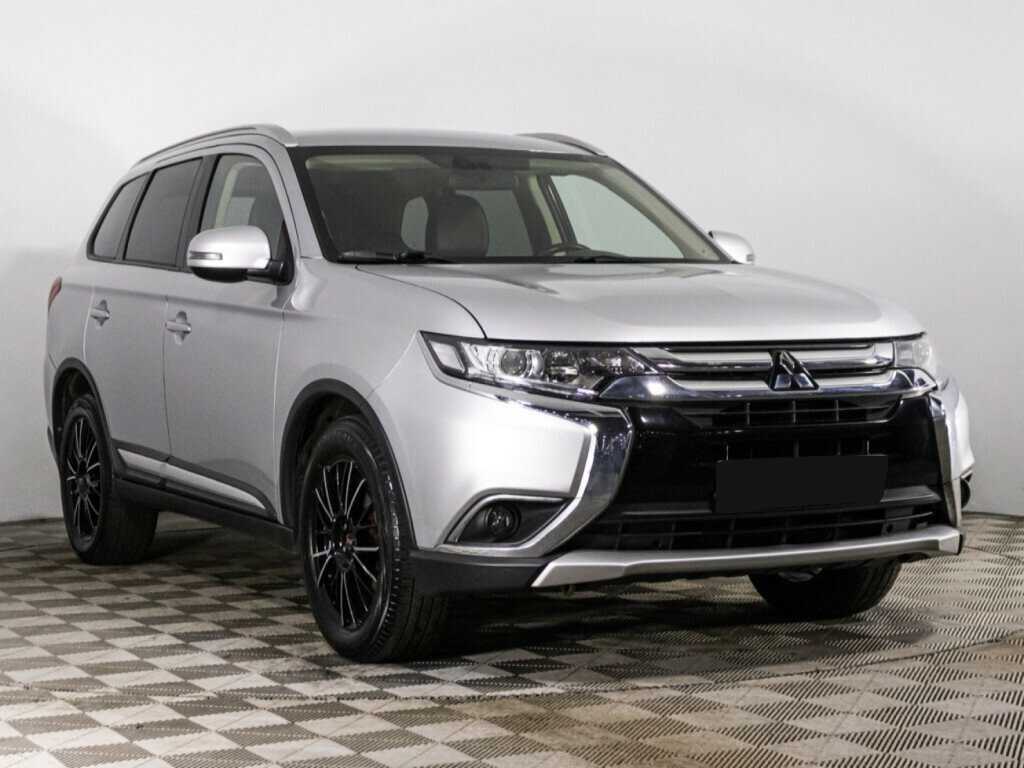 Mitsubishi Outlander, 2016 - фото №3