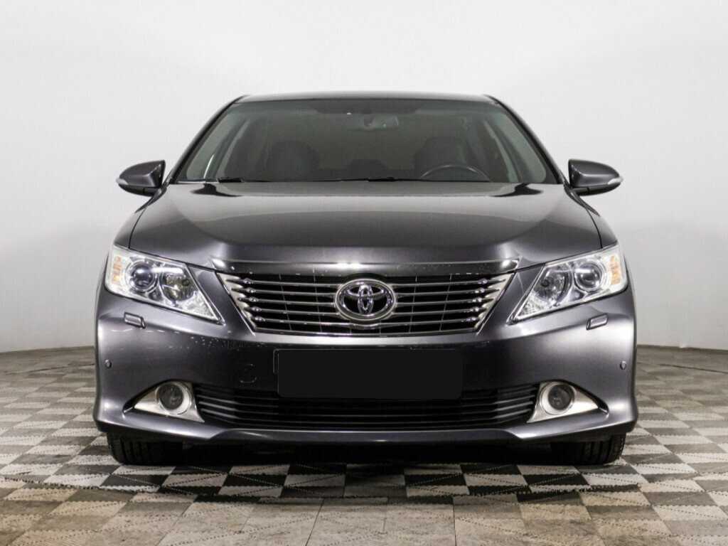 Toyota Camry, 2012 - фото №2