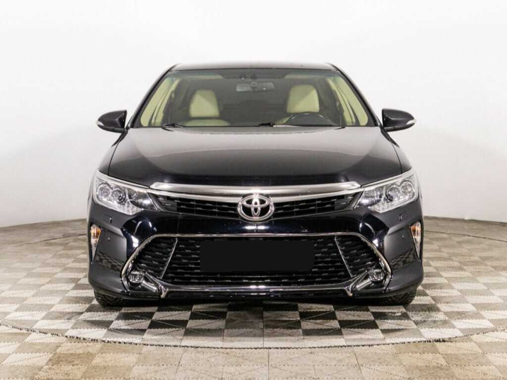 Toyota Camry, 2017 - фото №2
