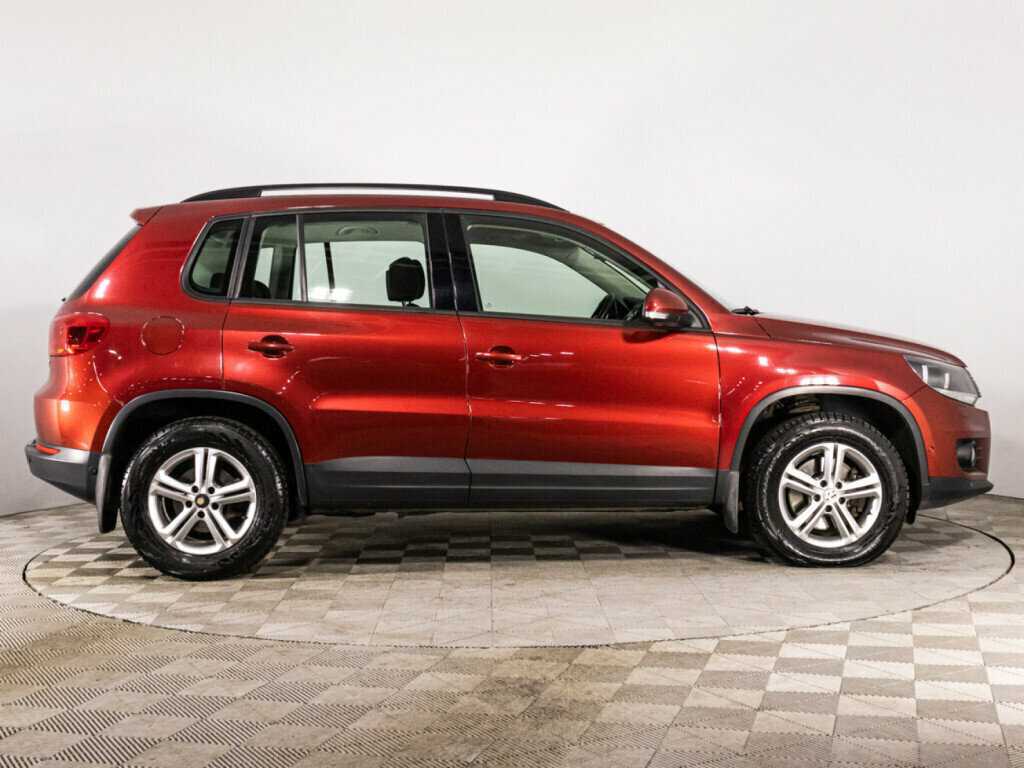 Volkswagen Tiguan, 2012 - фото №4