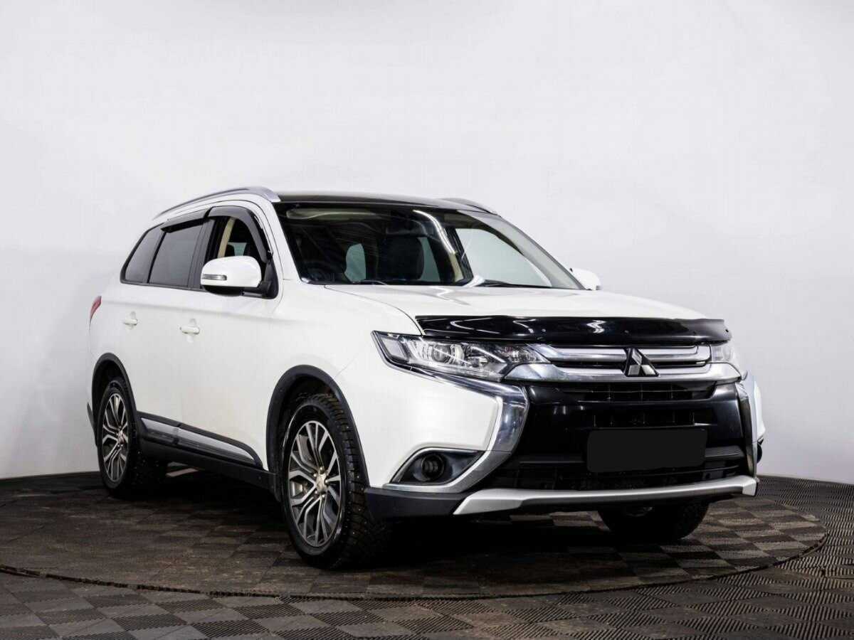 Mitsubishi Outlander, 2015 - фото №3
