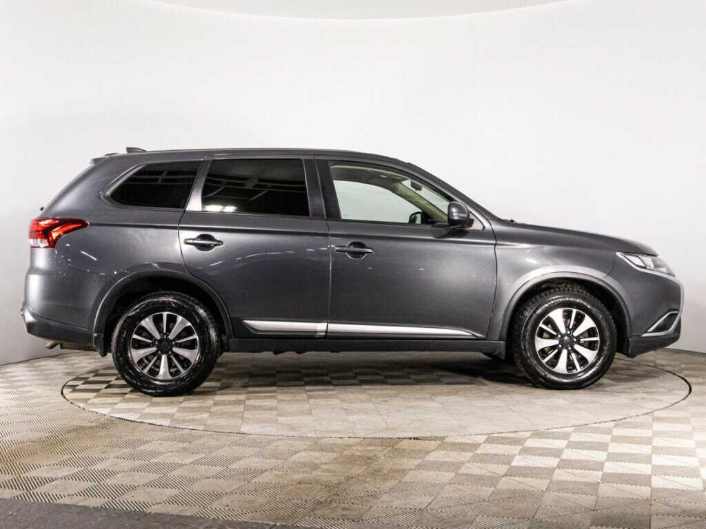 Mitsubishi Outlander, 2019 - фото №4