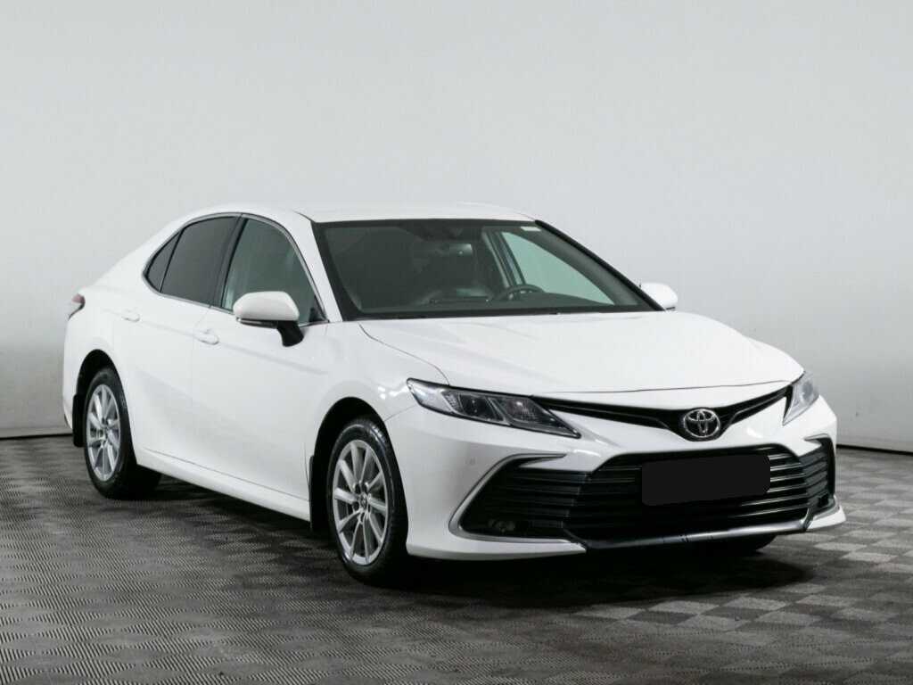 Toyota Camry, 2021 - фото №3