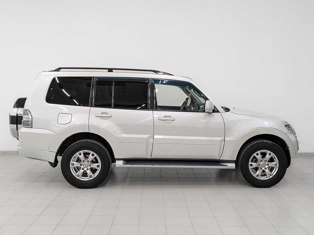Mitsubishi Pajero, 2015 - фото №4