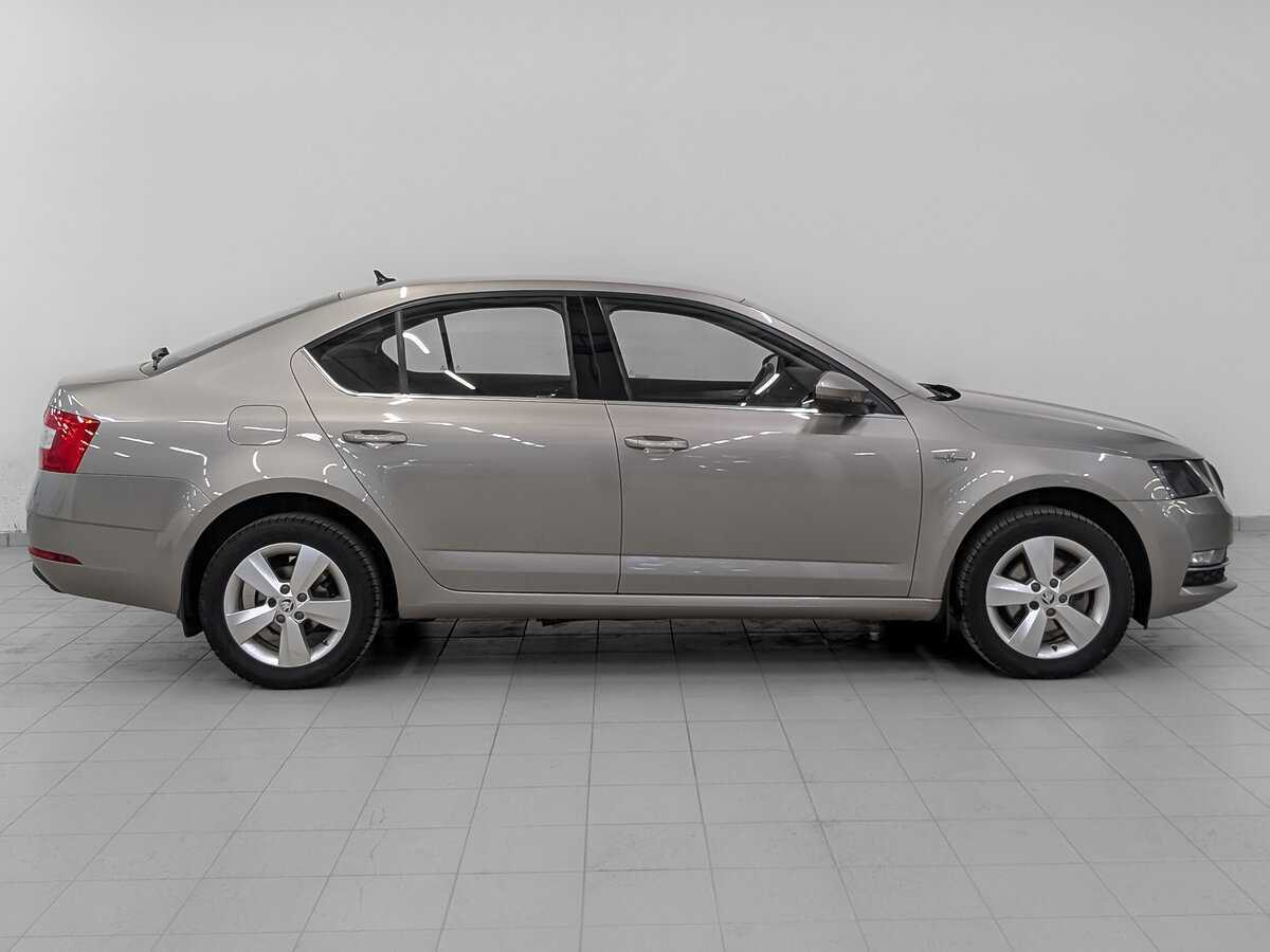 Skoda Octavia, 2020 - фото №4