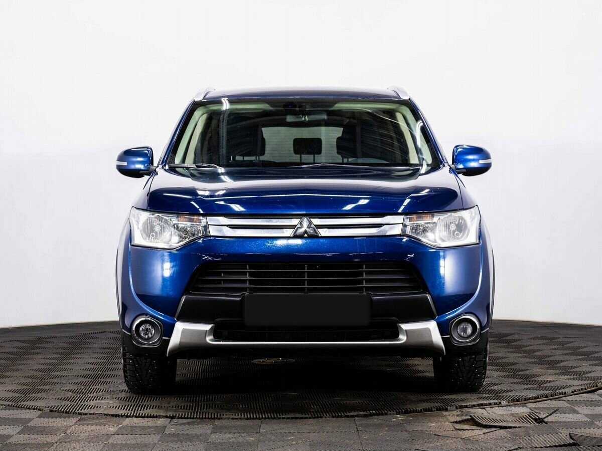 Mitsubishi Outlander, 2014 - фото №2