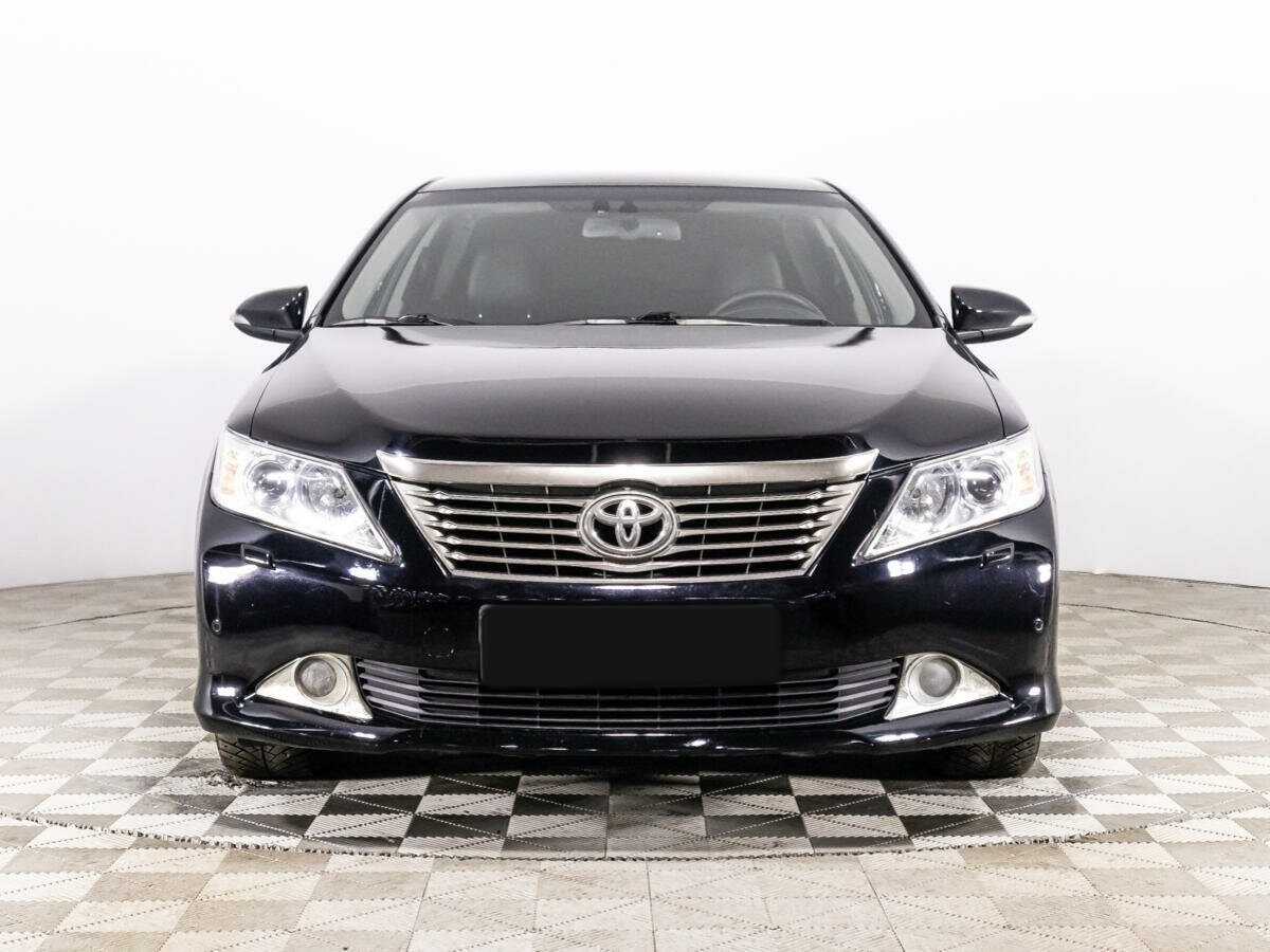 Toyota Camry, 2013 - фото №2