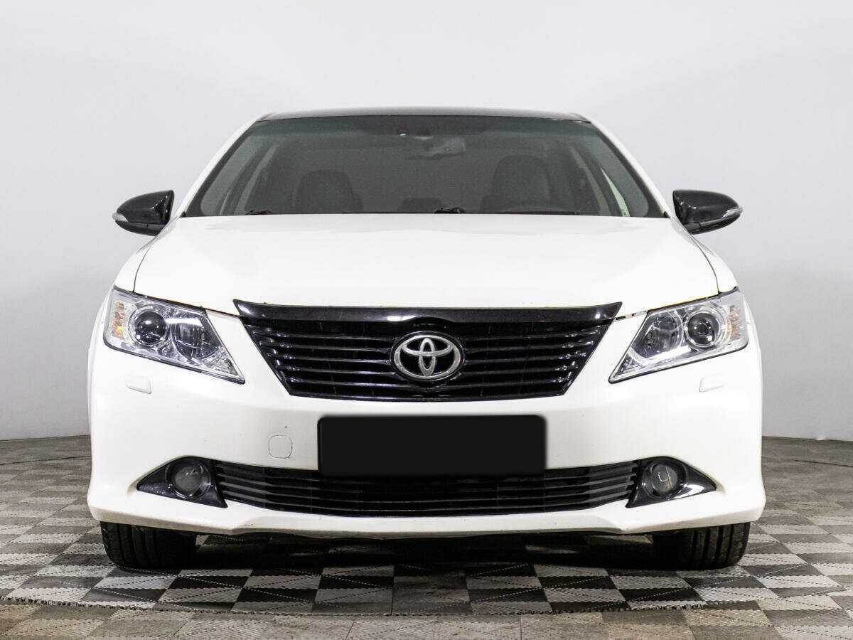 Toyota Camry, 2012 - фото №2