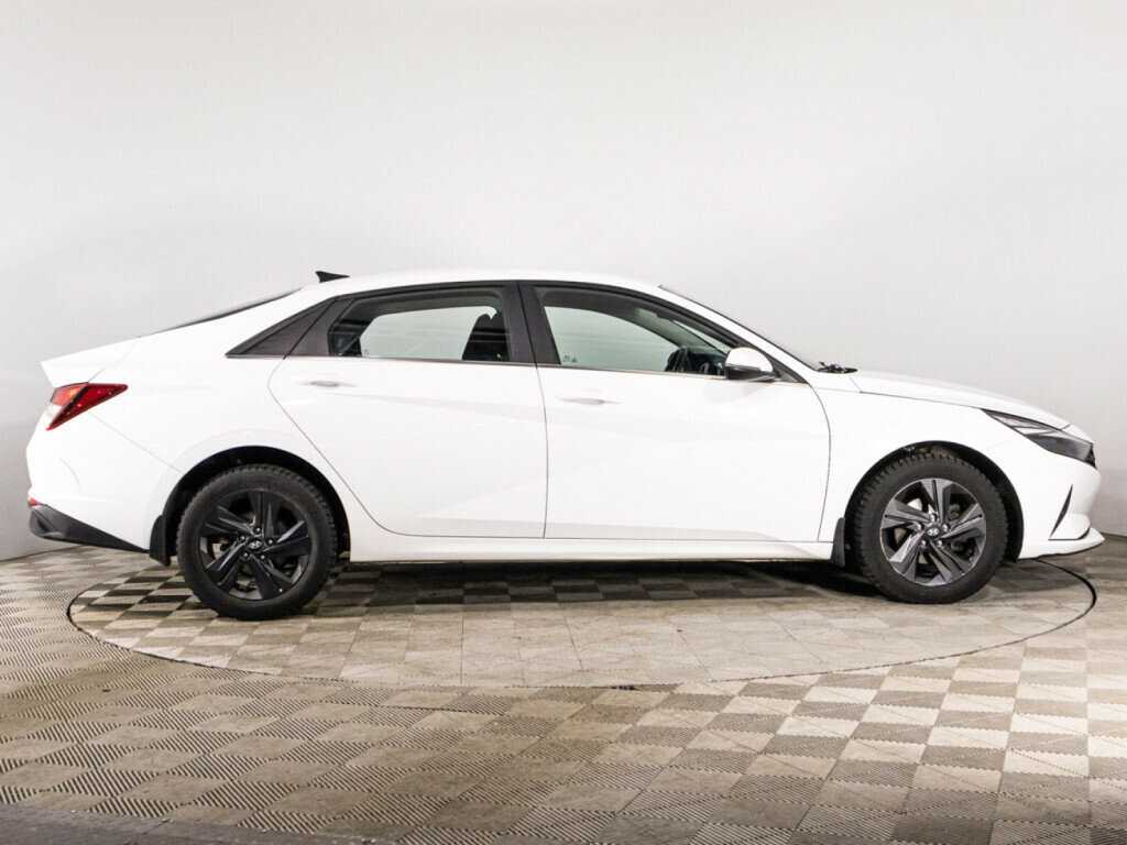 Hyundai Elantra, 2021 - фото №4